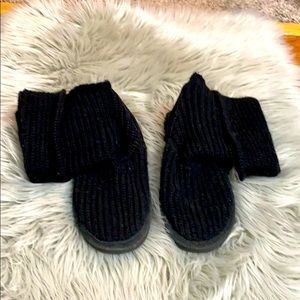 Black Knit BearPaw Boots 🐾